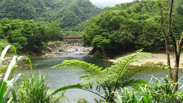 獨闖龍、虎雙潭