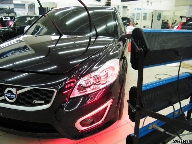VOLVO C30 與G'ZOX 日本頂級汽車美容美麗的邂逅