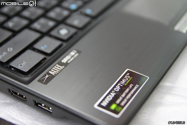 極具商務味的ASUS UL30JT簡單開箱