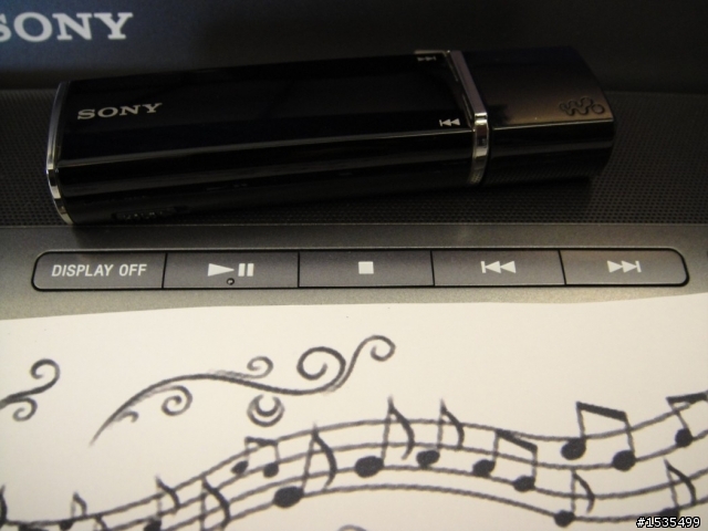 [分享]最好的筆電!!SONY VAIO F115