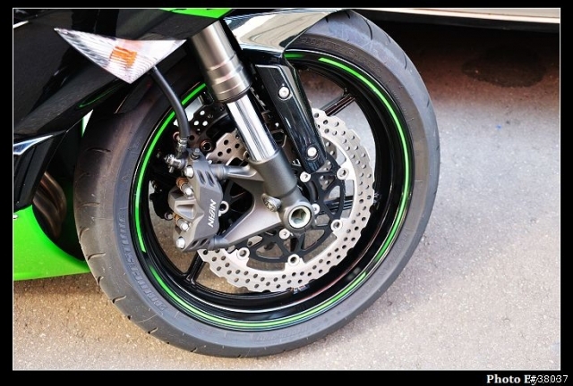 [開箱圖]2010 Kawasaki ZX6R