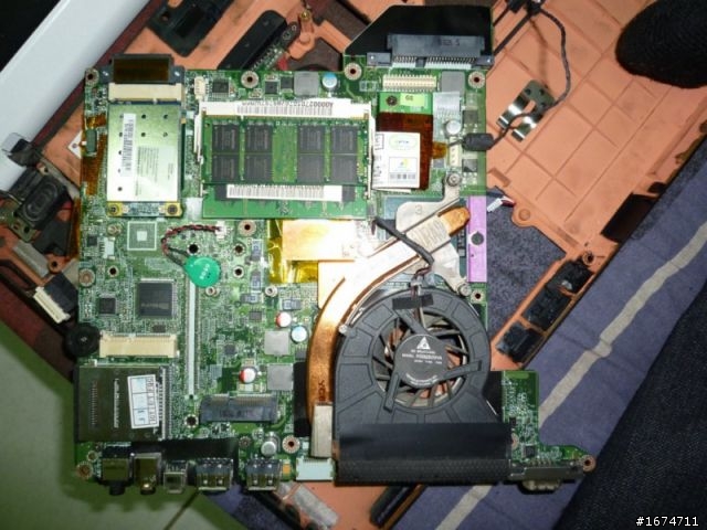 Toshiba M800 拆機文 (精簡版)