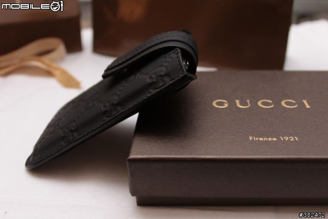 [開箱分享] Gucci 2010 iphone 最新手機皮套 頭暈暈腳軟軟 衝動入手開箱
