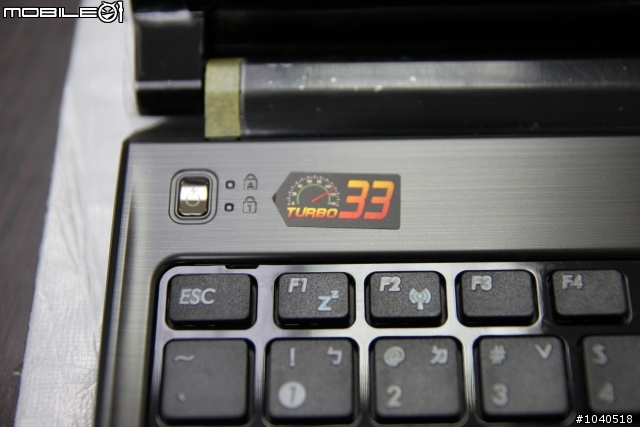 極具商務味的ASUS UL30JT簡單開箱