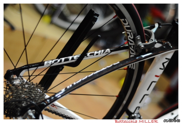 [開箱] BOTTECCHIA MILLE ULTEGRA FRAME 〝44〞 ROAD BIKE
