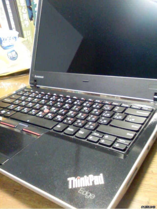 Lenovo Thinkpad Edge滿月了！包膜換新衣服+換上SSD+還原光碟的憤怒