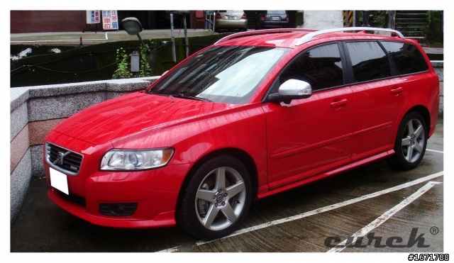 2010 V50 D5 R-design (612-red) 開箱分享