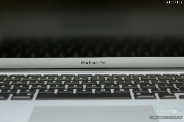 [分享]開箱文-MacBook Pro 15" i7 霧面螢幕
