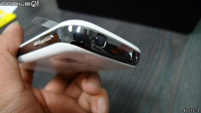VIBO A688白色版入手照