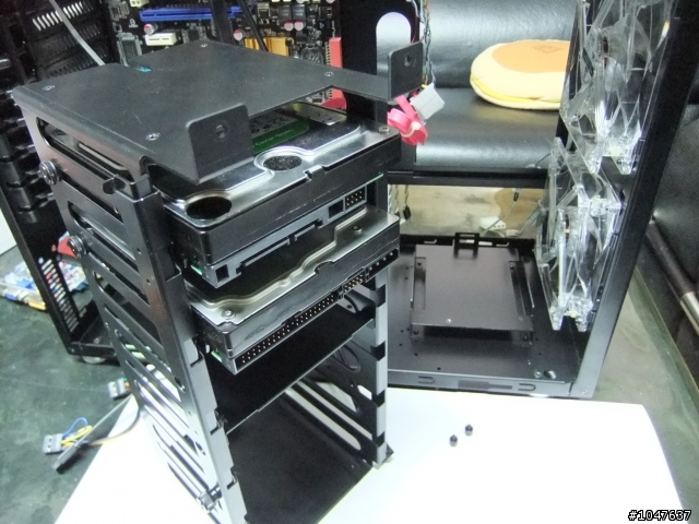 LIAN LI PC-B25FWB 開箱!!
