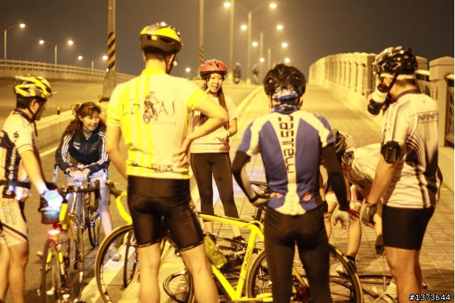 [照片]2010/05/10 中科水塔夜騎