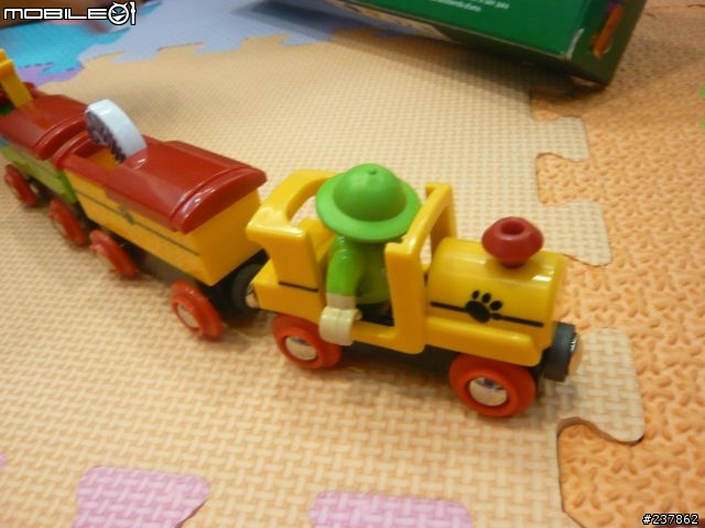 [開箱] 來自瑞典的 BRIO 小火車