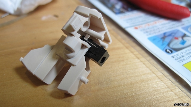 發光實驗作No.4 [HGUC] MS-06F2 Zaku II Type F2