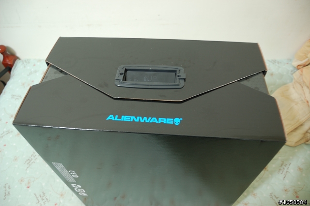 Alienware M15x 開箱小帖