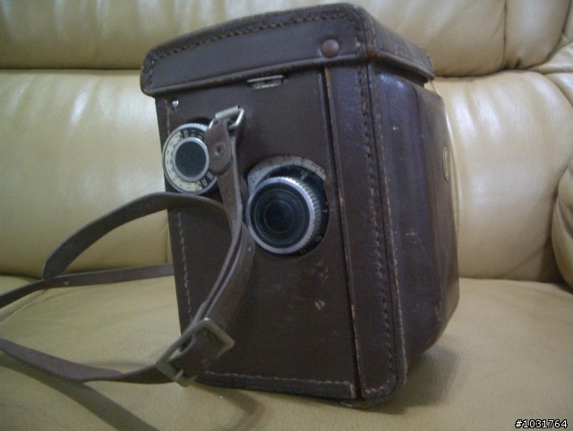 遲了約45年的開箱文  YASHICA-A