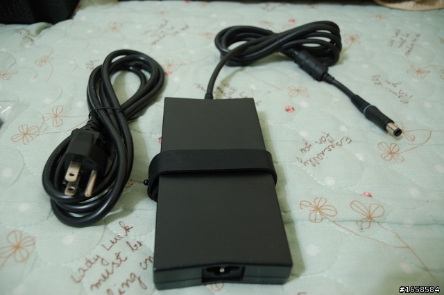 Alienware M15x 開箱小帖