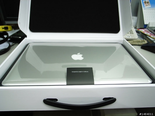 霧面MBP 15" 2.4GHz開箱