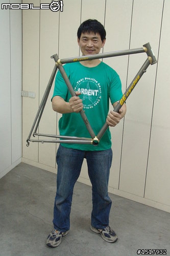 (2010-1018更新)   阿德所長最新力作!!  鋼骨小徑-異龍!!