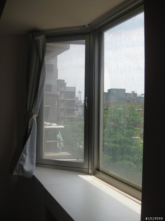 人生第一間房子...20坪...窮人風...(圖多)