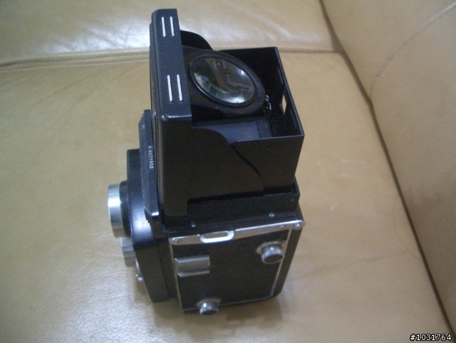 遲了約45年的開箱文  YASHICA-A