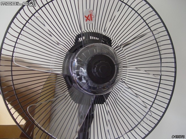 [簡易開箱]三菱電風扇 R30J-HRL(黑)