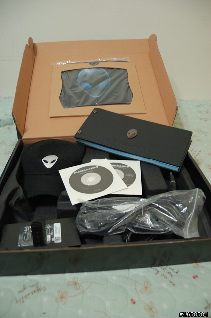 Alienware M15x 開箱小帖