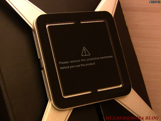 [MoMo桑分享] LUXA2 H4 Holder:iPad 最棒的iPad桌上立架/支架 !!