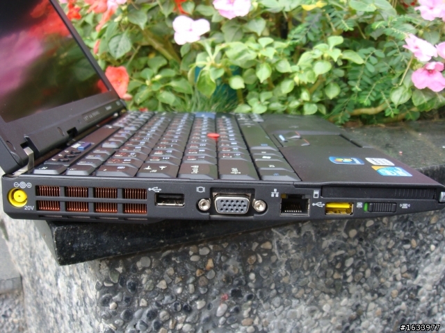[開箱]ThinkPad X201i KCV 小黑風潮~~都會謎情