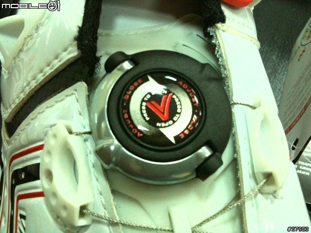 [開箱]Vittoria 一級 Cycling Shoes Hora Wide Fitting(寬楦頭)