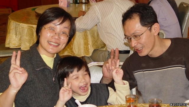 【母親節快樂】 ..向汐萬百客..媽媽們致敬..
