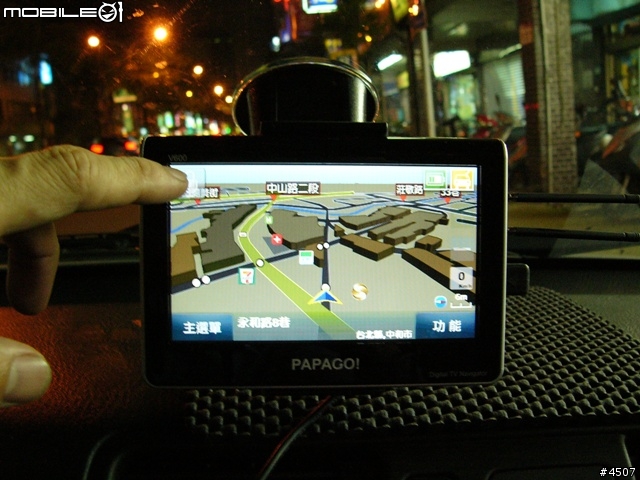 [新機實測]Papago V600實測