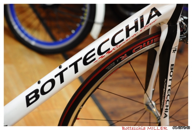 [開箱] BOTTECCHIA MILLE ULTEGRA FRAME 〝44〞 ROAD BIKE