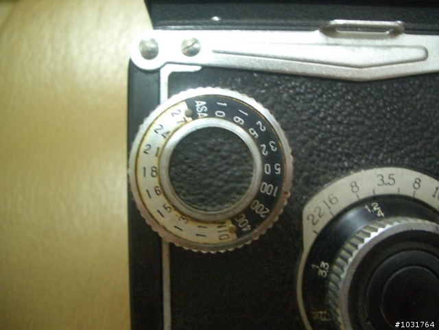 遲了約45年的開箱文  YASHICA-A