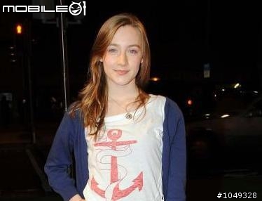 介紹好萊塢藍眼小美女Saoirse Ronan ！(蘇西的世界)女主角