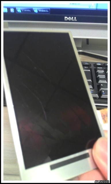 [維修記錄]M10 螢幕維修.....跳車了!