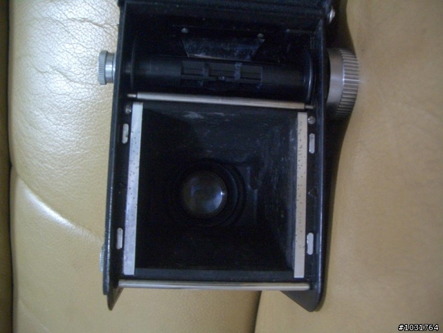 遲了約45年的開箱文  YASHICA-A