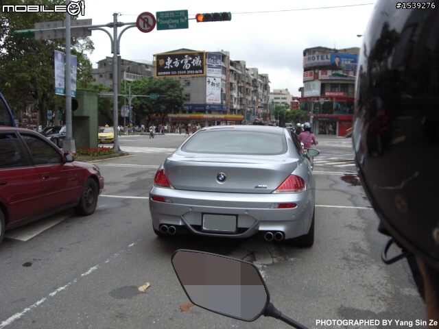 [巧遇] BMW M6
