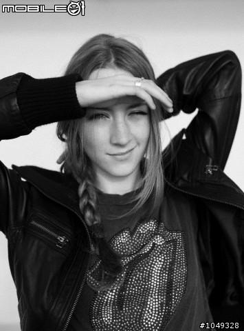 介紹好萊塢藍眼小美女Saoirse Ronan ！(蘇西的世界)女主角