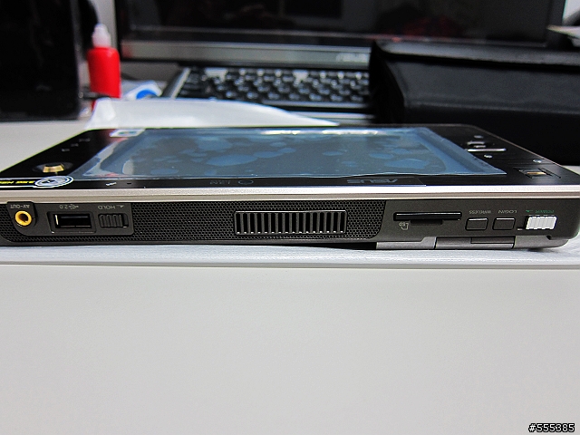 [更新]高CP值UMPC-R2BH80000(R2E)-簡易開箱-外加3.5網卡韌體更新