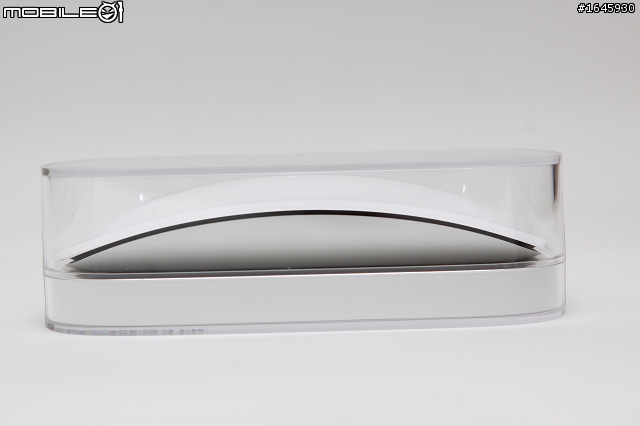 Magic Mouse 手癢 開箱 圖多