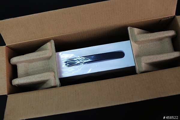 終於輪到我PO開箱文了..15" i7 霧面螢幕