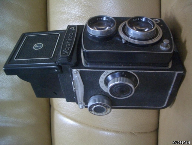 遲了約45年的開箱文  YASHICA-A
