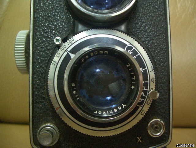 遲了約45年的開箱文  YASHICA-A