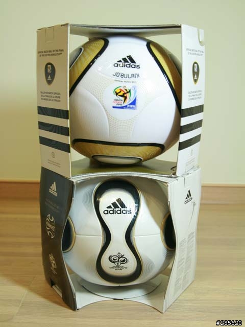 【分享】2010世界盃足球賽  Official Match Ball of The Final