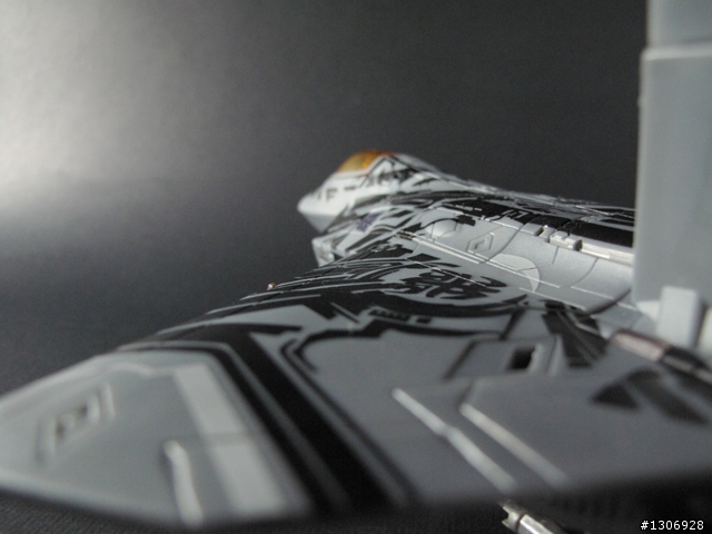 [開箱] 變型金剛 ROTF Leader Class STARSCREAM 領袖級 天王星 ~玩具分享~
