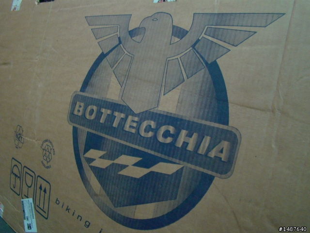 [開箱] BOTTECCHIA MILLE ULTEGRA FRAME 〝44〞 ROAD BIKE