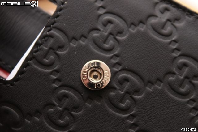 [開箱分享] Gucci 2010 iphone 最新手機皮套 頭暈暈腳軟軟 衝動入手開箱