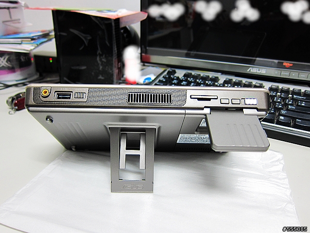 [更新]高CP值UMPC-R2BH80000(R2E)-簡易開箱-外加3.5網卡韌體更新