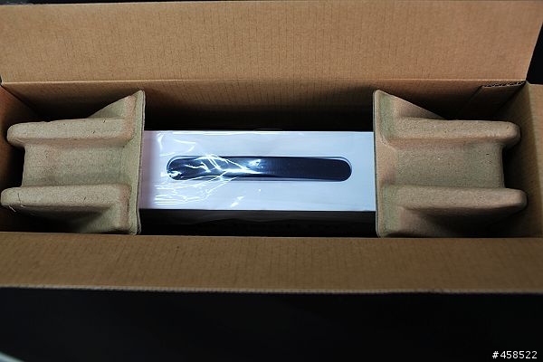 終於輪到我PO開箱文了..15" i7 霧面螢幕