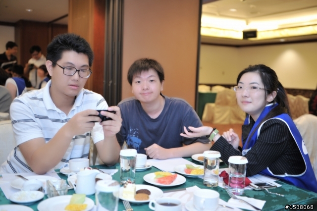 [三傲群雄耀安卓 星啟2.2漾風潮]S i9000 台中體驗